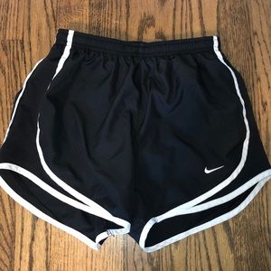 Women’s XS Black Nike Shorts
